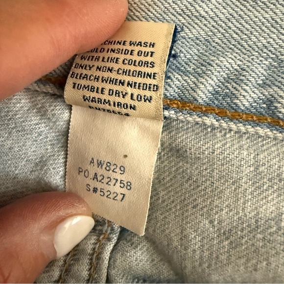 Vintage Y2K Abercrombie & Fitch Women’s Flare Jeans in Light Wash - Picture 5 of 8